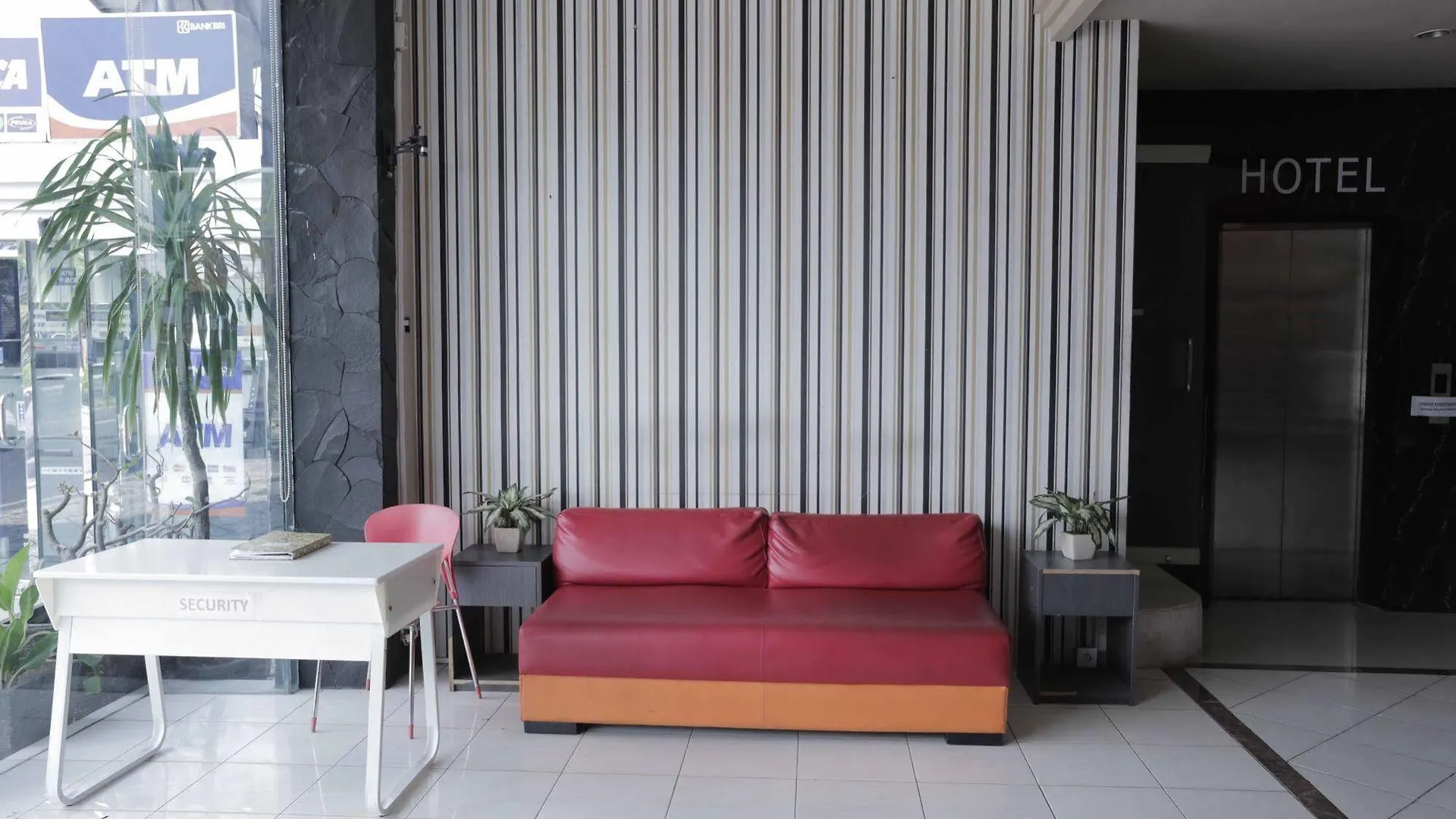 Reddoorz @ Sunset Point Seminyak Hotel